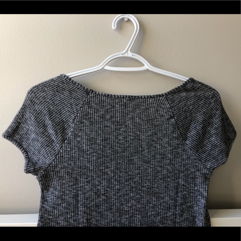 Garage: Salt & Pepper Ribbed Top - Picture 4 of 5